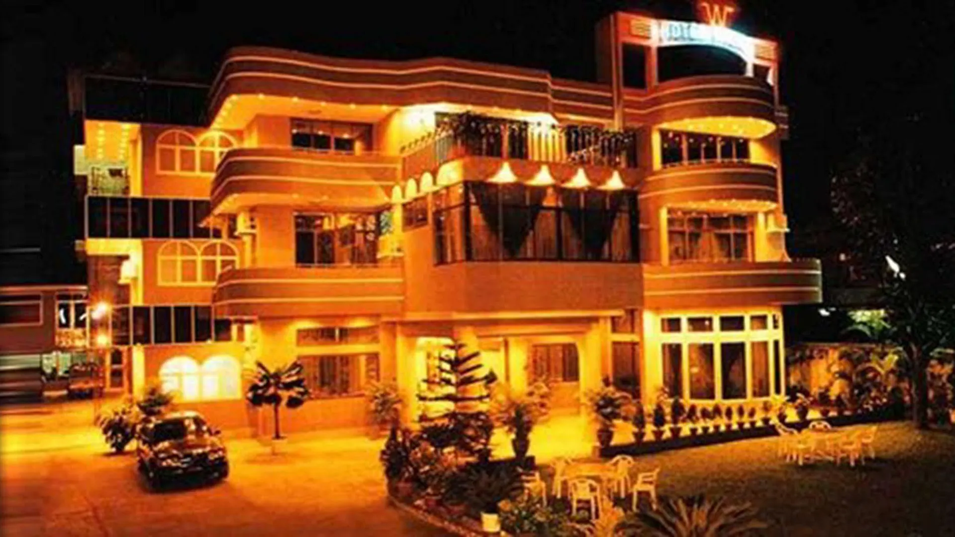 Hotel Windsor Yangon 2*,